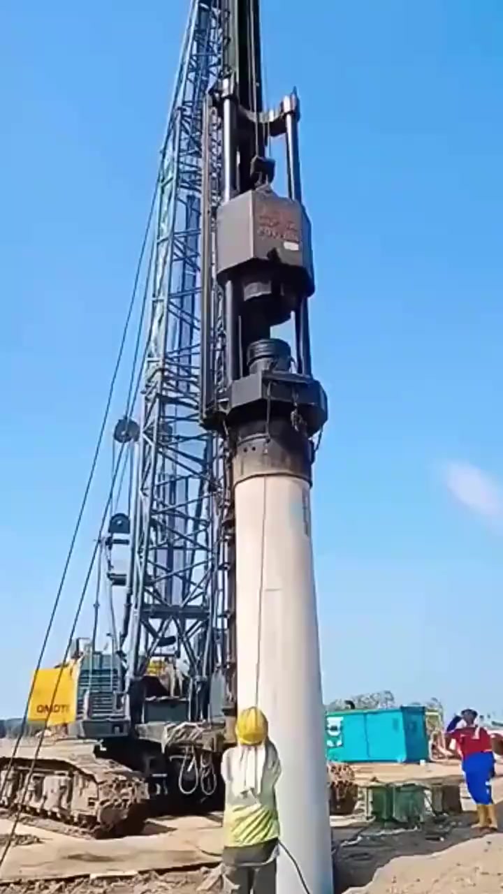 工地機械打樁機全景展示